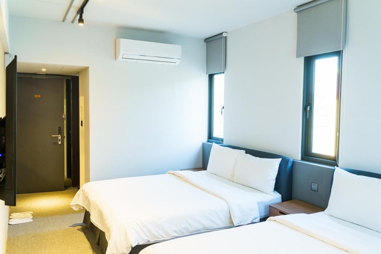 Doudian Ddinn Hotel Taichung Esterno foto