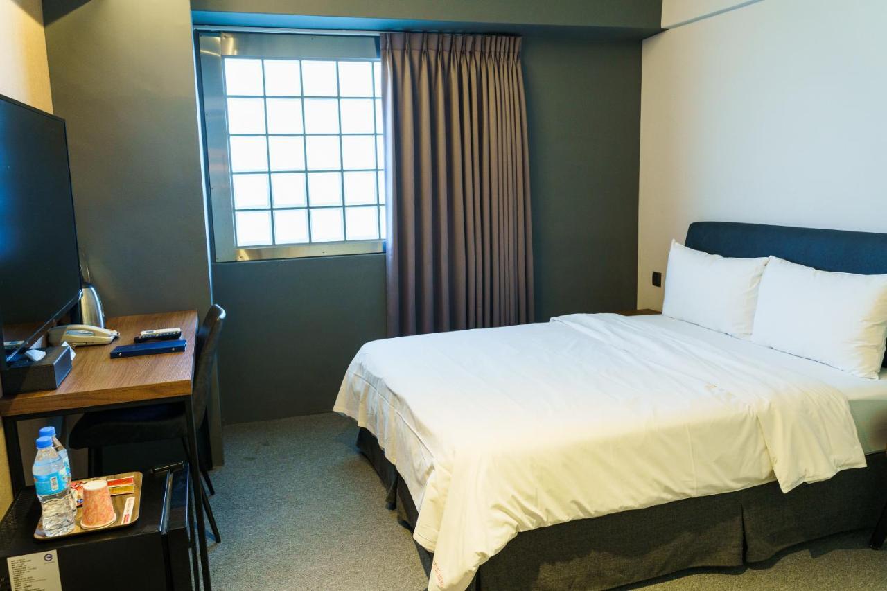 Doudian Ddinn Hotel Taichung Esterno foto