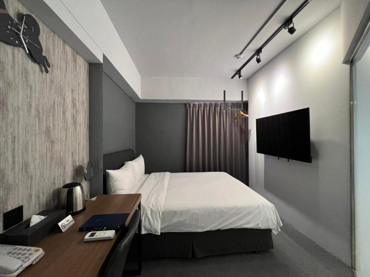 Doudian Ddinn Hotel Taichung Esterno foto