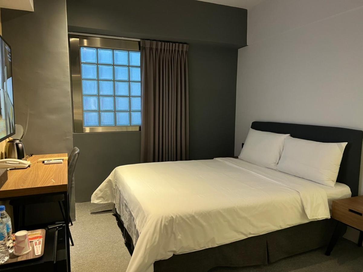 Doudian Ddinn Hotel Taichung Esterno foto