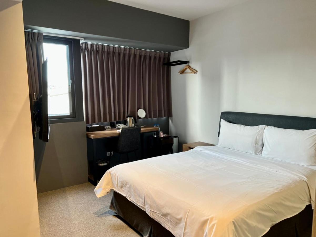 Doudian Ddinn Hotel Taichung Esterno foto