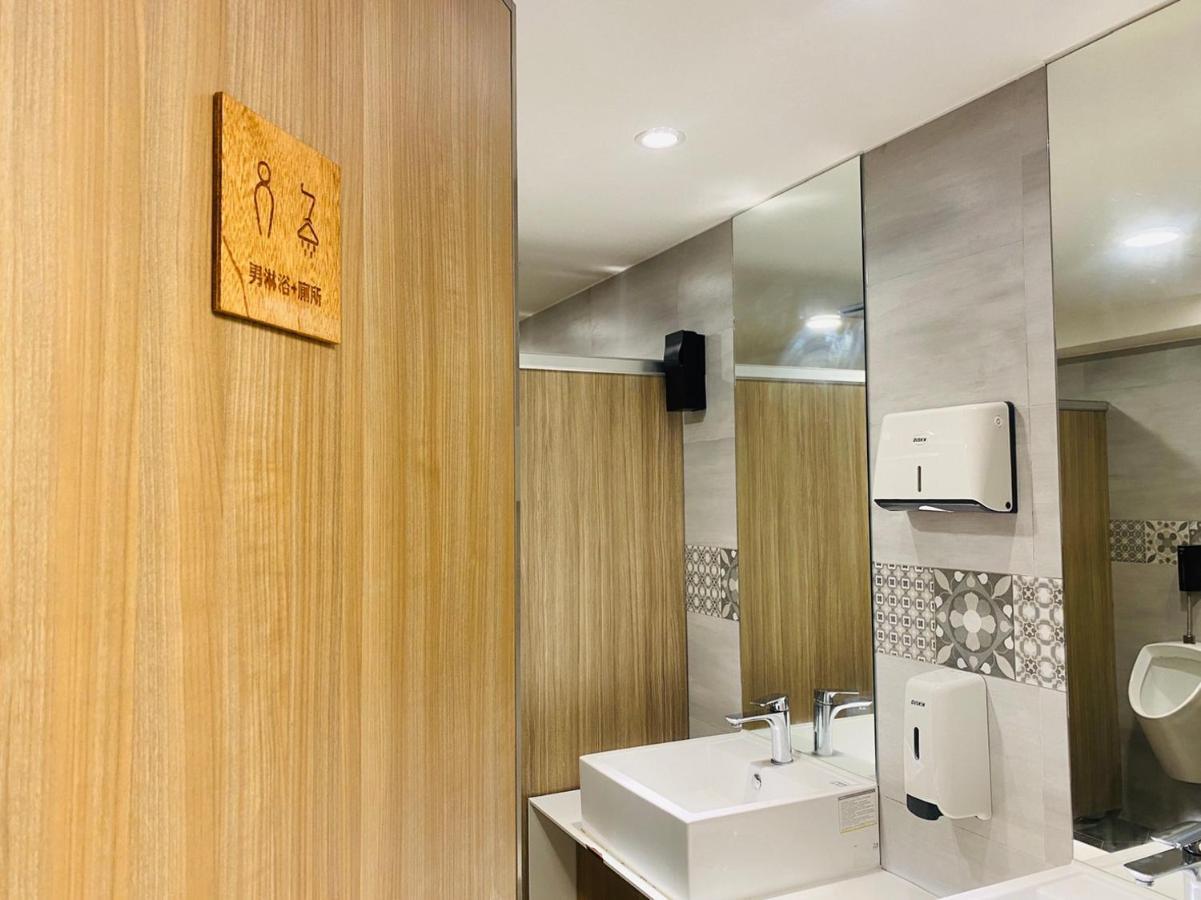 Doudian Ddinn Hotel Taichung Esterno foto