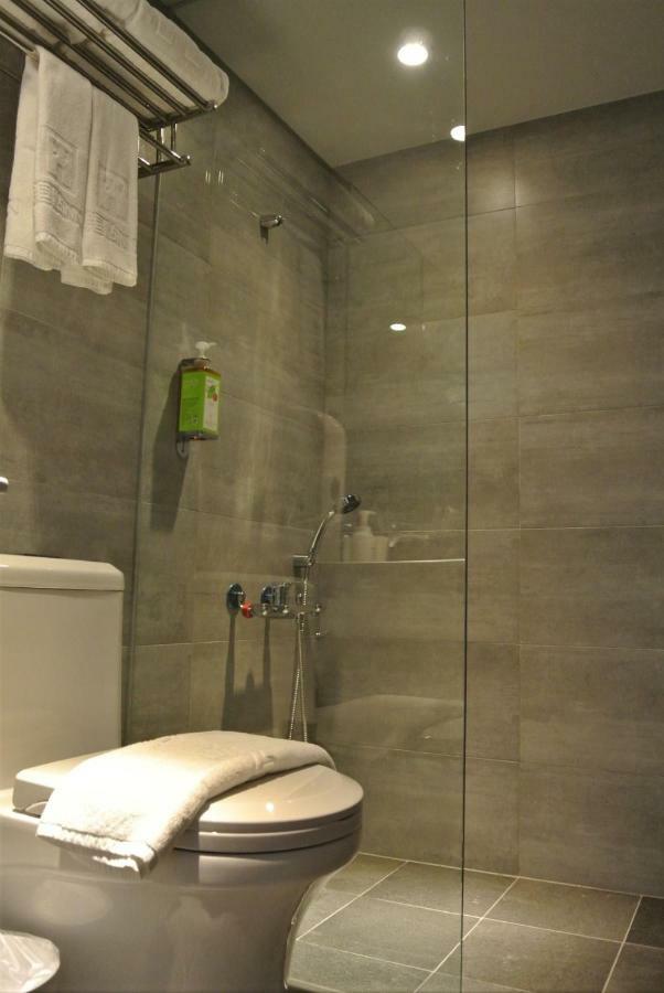 Doudian Ddinn Hotel Taichung Esterno foto