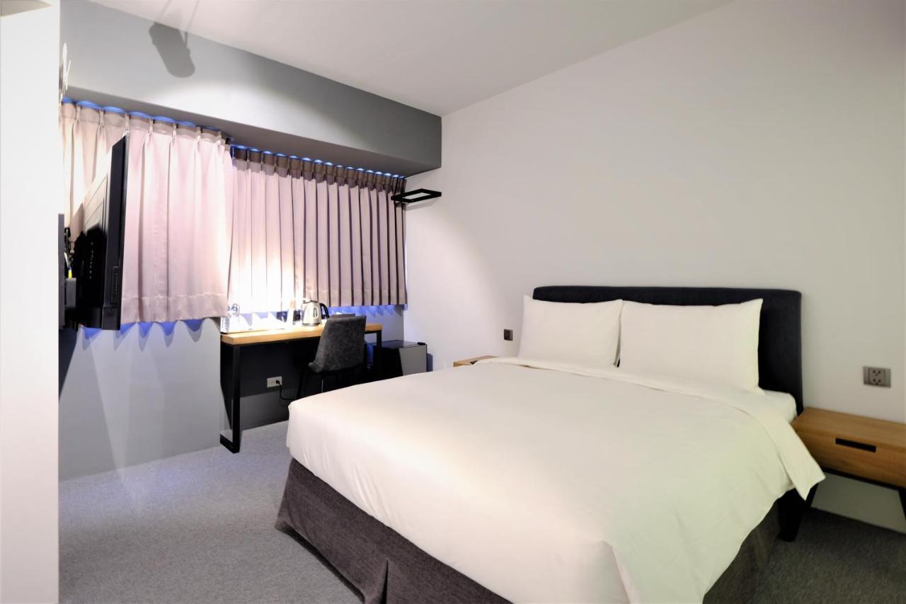 Doudian Ddinn Hotel Taichung Esterno foto